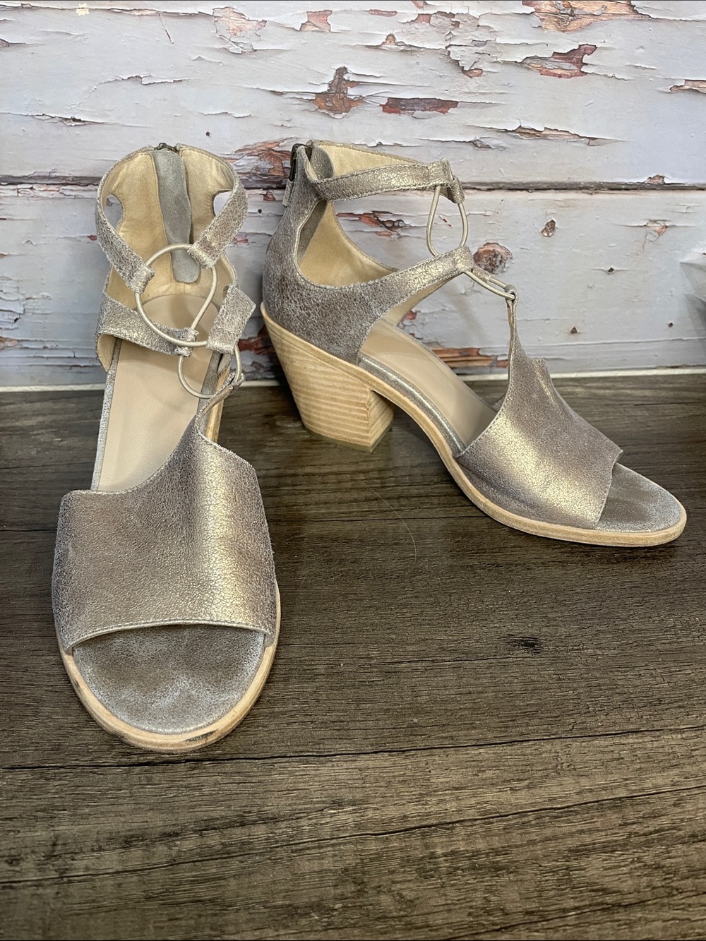Eileen Fisher Metallic Taupe Block Heel Sandals - Stylish Open Toe.